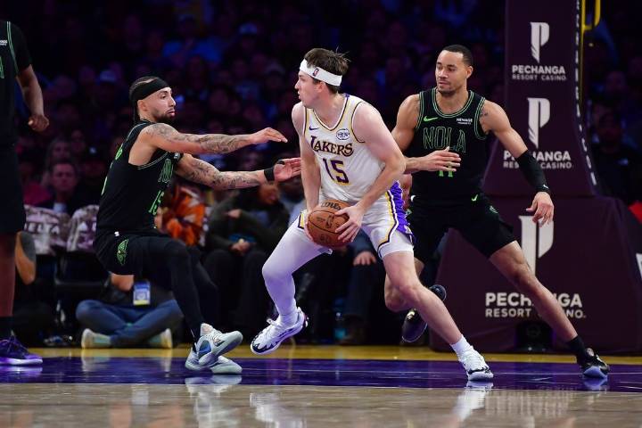 Deadspin | Streaking Lakers look to shine against Suns