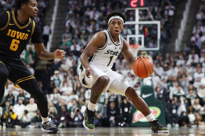 Michigan State basketball pounds Iowa to open Big Ten title defense