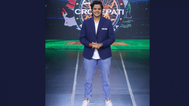 TV ‘Kaun Banega Crorepati 17’: Amitabh Bachchan Praises Shafali Verma’s Journey From Zero to Hero; Cricketer Recalls Playing As Her Brother in Early Days