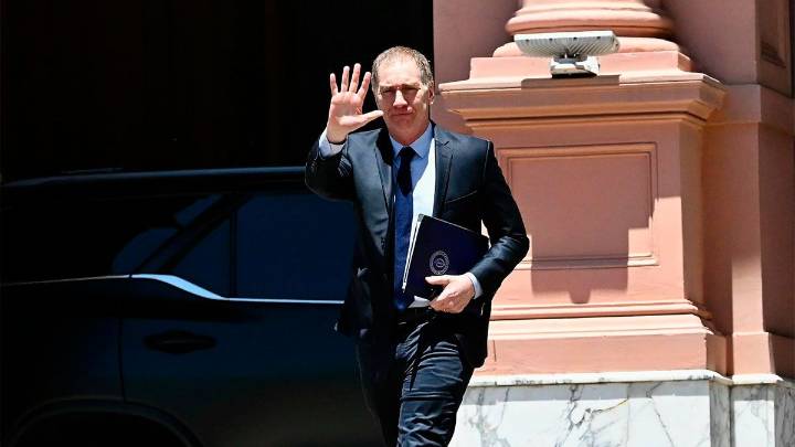 Santilli continúa con su gira y viaja hoy a Corrientes para reunirse con Gustavo…