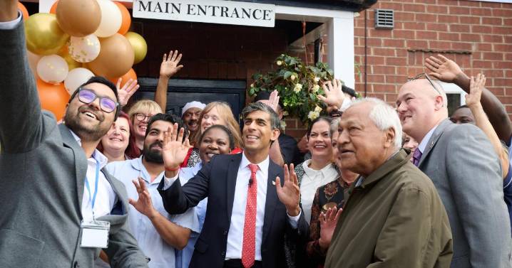 Rishi Sunak visits residents of Southwoods in Northallerton