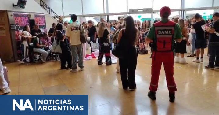 Personas descompuestas y desmayadas por incidentes en el Teatro Gran Rivadavia