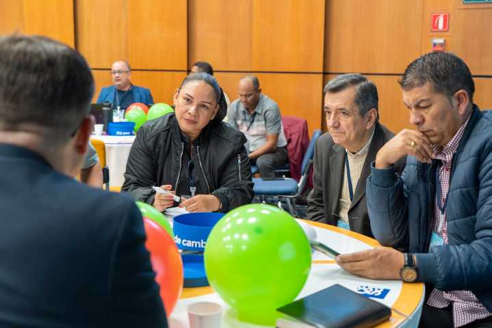 Findeter abre nuevos cupos para formar a mandatarios y sus equipos en liderazgo y administración pública