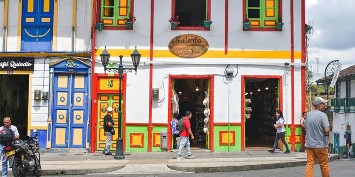 Paisajes, cultura y nuevas conexiones: diez zonas turísticas para visitar en el Eje Cafetero durante la época vacacional