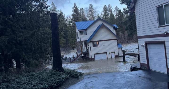 Residents, responders brace for Yakima River flooding impact, woman rescued from high waters
