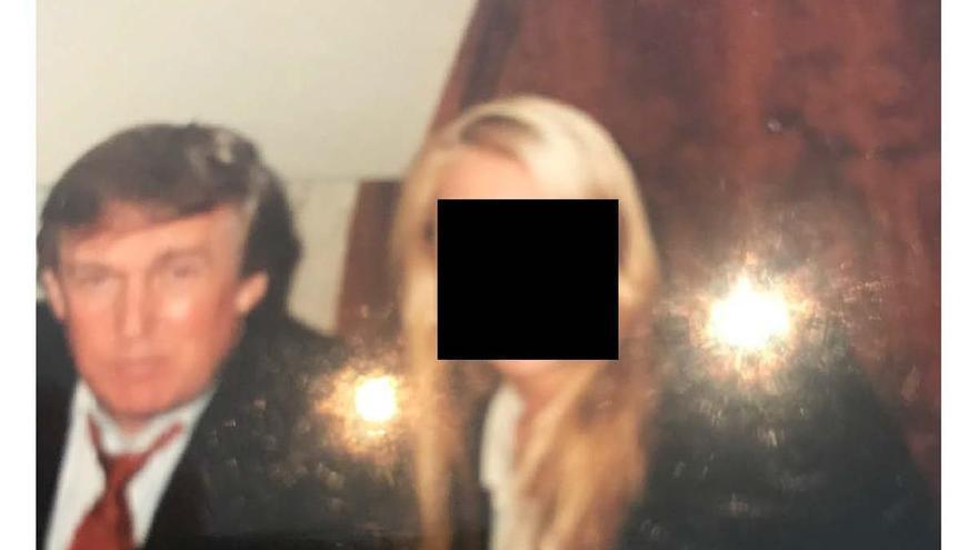 Richard Branson, propietario de Son Bunyola, aparece en las nuevas imágenes de la mansión del pederasta Epstein