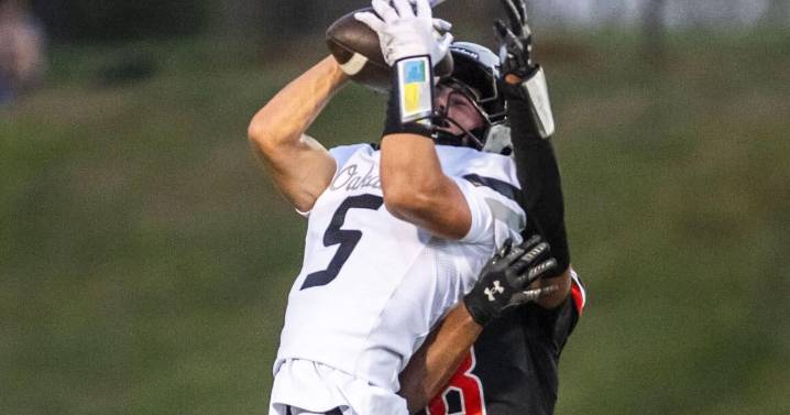 Unleashed at any time, Oakdale's passing game often connects on ad