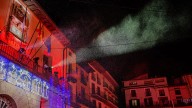 La decoración navideña ya ilumina y adorna las calles de Calatayud