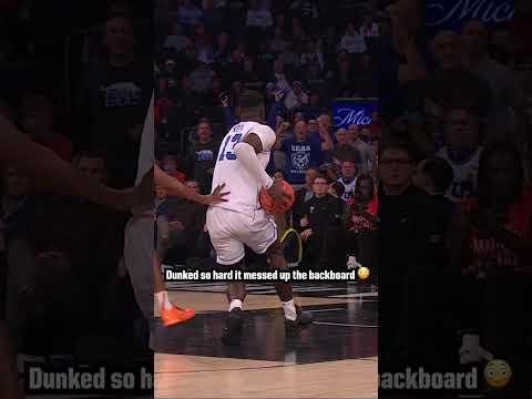 Clemson vs. BYU was delayed after this dunk 🤯