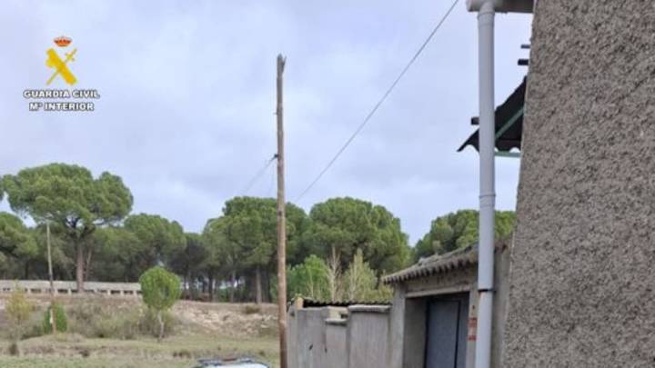 El aviso de una vecina permite rescatar a un anciano que llevaba dos días caído en su casa de Hornillos (Valladolid)