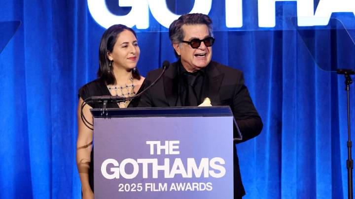 Filmmaker Jafar Panahi is sentenced again in Iran as Hollywood's awards season starts