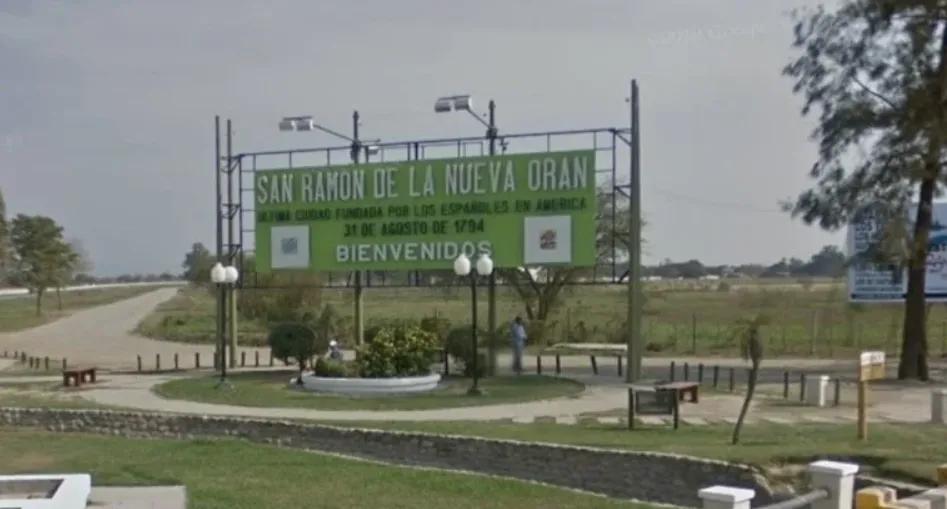 Orán: Atacaron a un oficial de Policía, lo tiraron al suelo y patearon