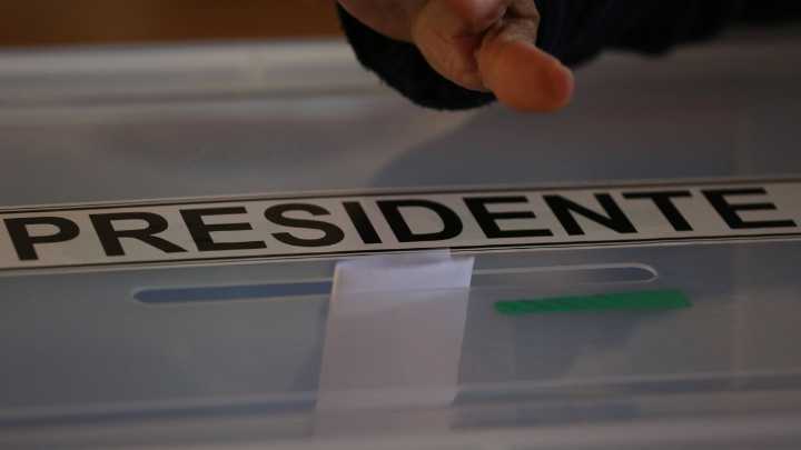 ‘Chile elige, América latina gira’ / Análisis de lo que puede pasar en los comicios presidenciales de este domingo