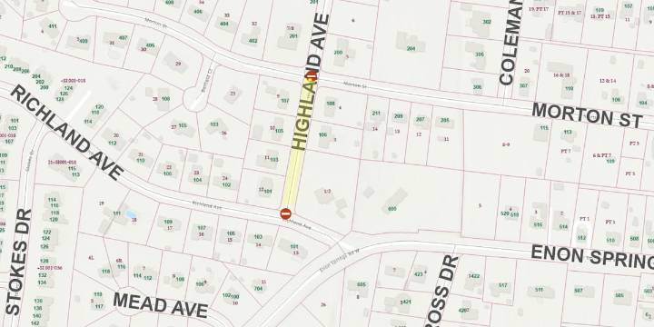 Water main break closes down Smyrna road