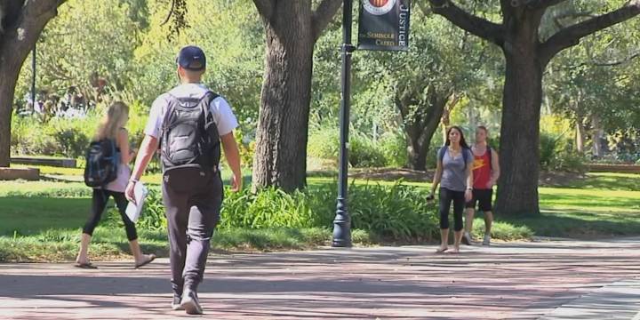 Florida teachers challenge state rule requiring early syllabus submission