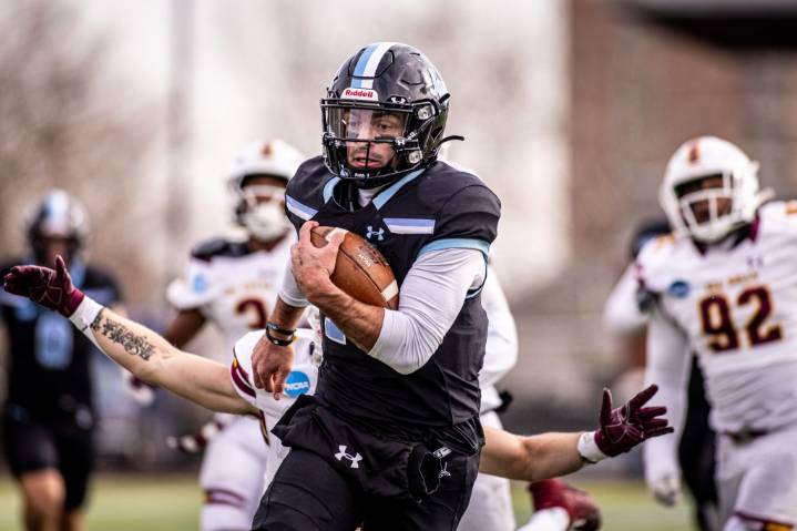 D3 football playoffs: Johns Hopkins football routs Salisbury