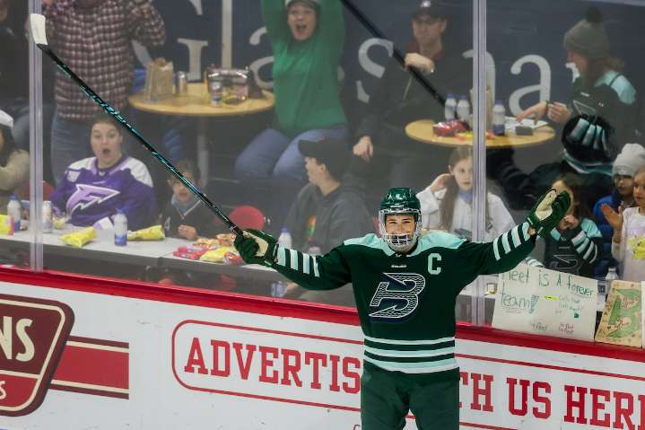 Boston Fleet remain unbeaten with 4-1 win over Minnesota Frost