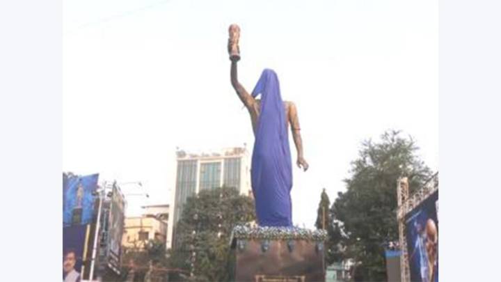 Lionel Messi to virtually unveil his 70-foot statue at Lake Town in Kolkata
