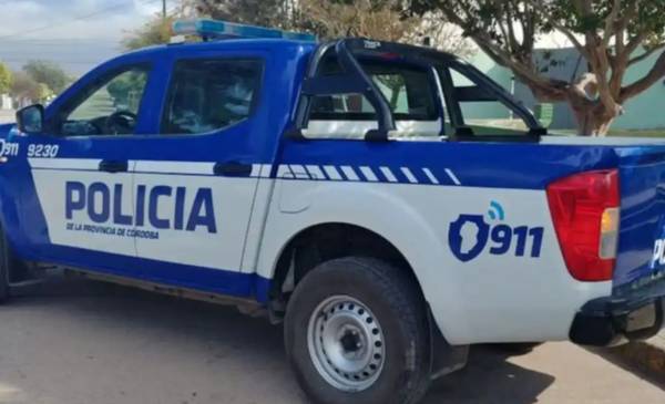 Una mujer fue detenida por vivir con el cadáver de su hija