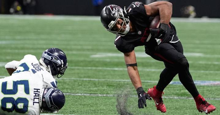 Falcons look to play spoiler against the reeling Buccaneers on Thursday night