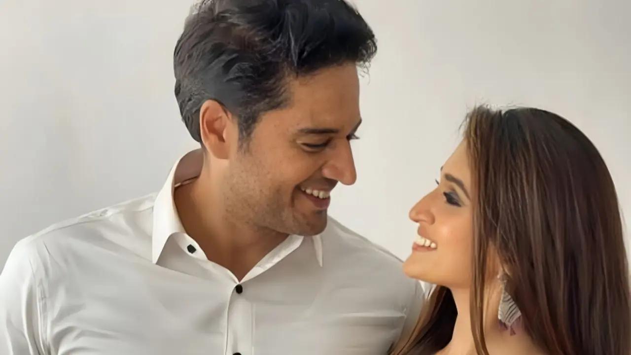 Nidhi Shah REPLIES to netizen who claimed she had an AFFAIR with Gaurav Khanna during Anupamaa, says THIS