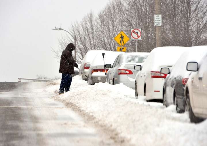 Parking ban starts Tuesday morning in Holyoke