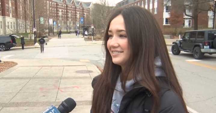 UK students react to Coach Stoops firing