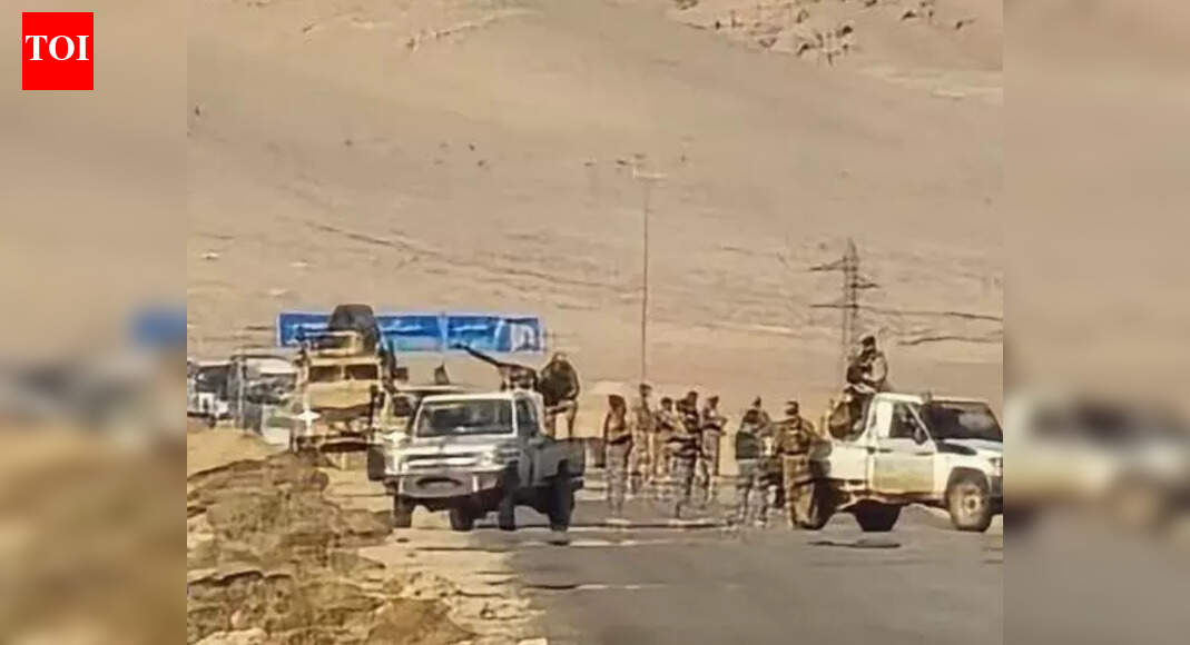 Syria: Two US soldiers, one civilian killed; Islamic State launches ambush