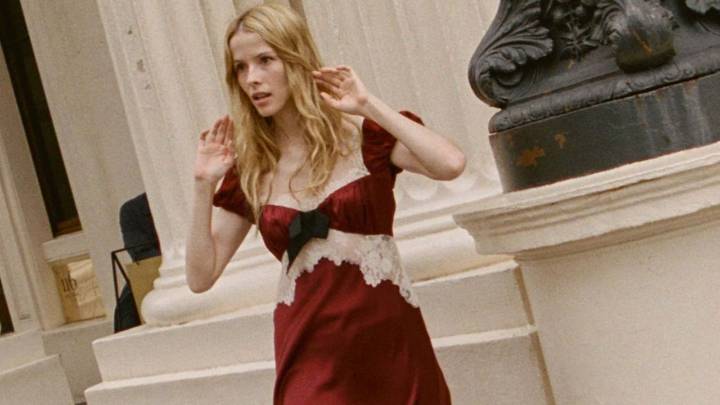 Floral, Silk, and Plaid—The Best Dôen Dresses to Wear This Winter