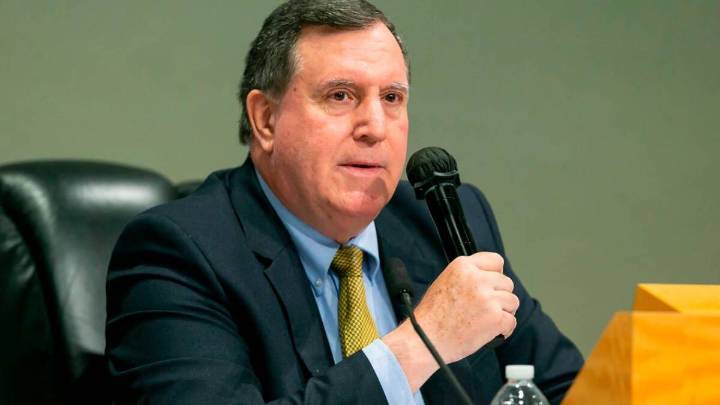 Joe Carollo's near 50-year stint in Miami politics ends