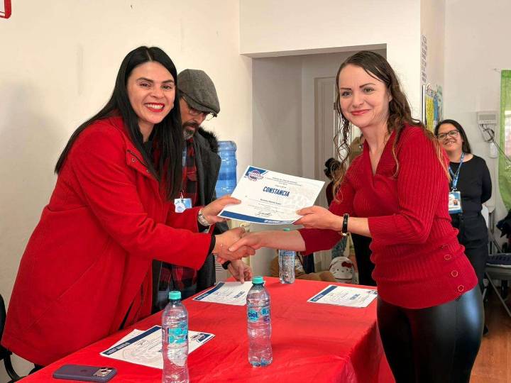 Gradúan de repostería en Centro Comunitario Concordia