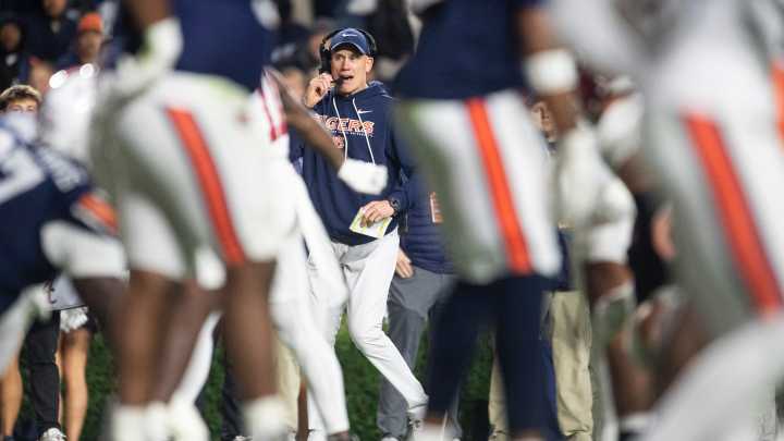 What's Auburn football DC DJ Durkin making on Alex Golesh's staff?
