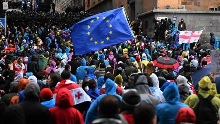 Países de la UE aprueban endurecer política migratoria