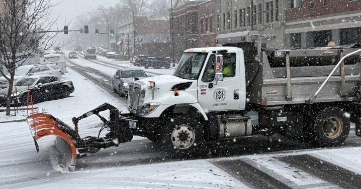 LIVE UPDATES: Drivers asked to stay home as road conditions worsen