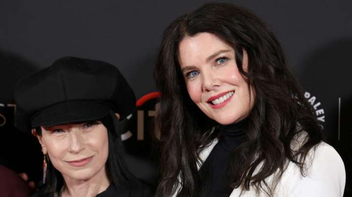 Gilmore Girls Lives On: Lauren Graham, Amy Sherman-Palladino To Co-Write Behind