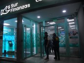 Un banco de la city cerró una cuenta con la financiera vinculada a Chiqui Tapia tras una alerta por operaciones sospechosas