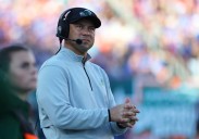 Fired by Jon Sumrall, Ex-Florida Coach Being Poached by SEC Rivals Kentucky After being let go by Jon Sumrall, the ex-Florida coach has become a top target for SEC rival in a surprising SEC twist. Anu