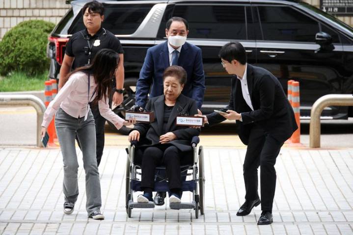 Bribery trial of Unification Church head starts in South Korea