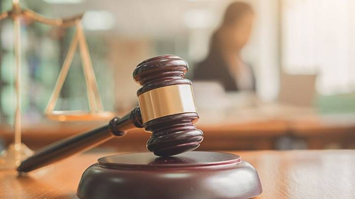 Opposition Moves Impeachment Notice Against Judge Over Lamp Lighting Row, BJP Says 'Unprecedented'