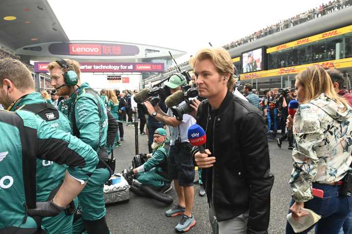 Nico Rosberg details painful six-figure bill from infamous 2016 Lewis Hamilton crash