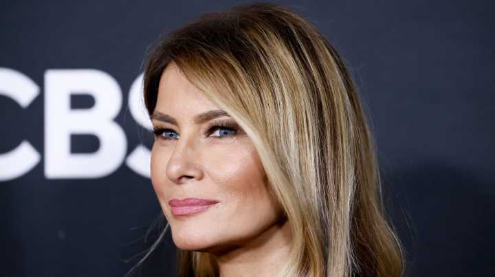 Melania Trump's Latest Low Effort 'Fit Gives Strange 'Bathrobe Chic' Vibes