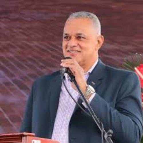 EDGAR GÓMEZ CASTILLO Y LA POLÍTICA DE BOLSILLO LLENO