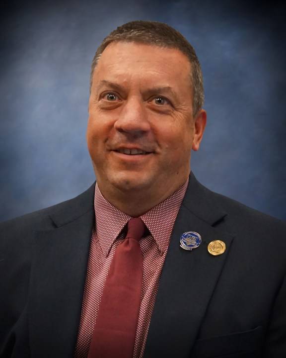 Bismarck Parks and Rec executive director Kevin Klipfel announces retirement