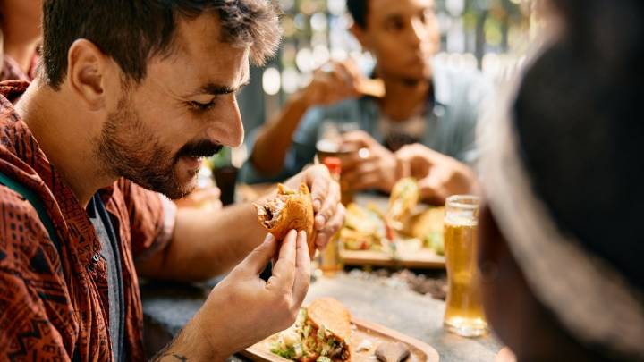 Histórica cadena de comida mexicana cierra locales y se declara en quiebra: ¿Cuál es y dónde está ubicada?