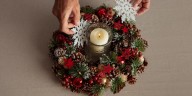 Navidad 2025: qué significa la corona de Adviento y cómo hacer una en casa