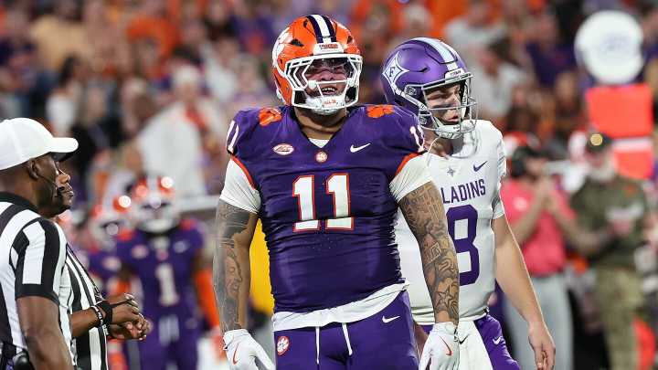 Clemson DT Peter Woods will enter the draft