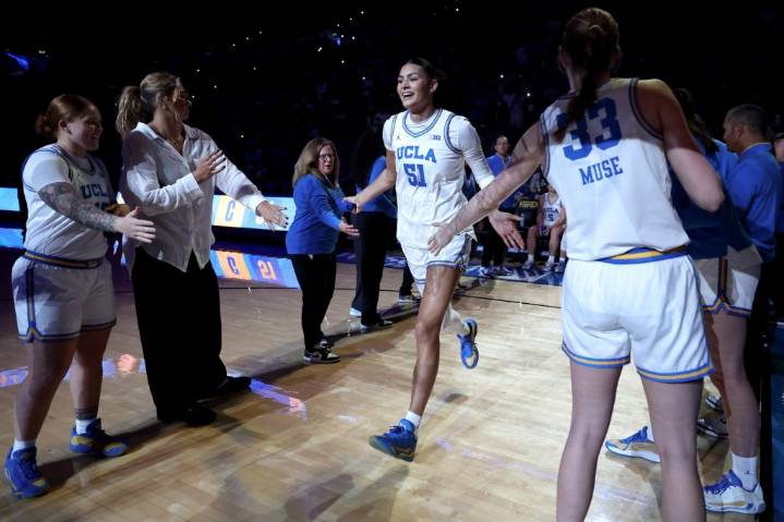 Alexander: UCLA women boat-race Oregon — and they’ll hear about it – Orange County Register