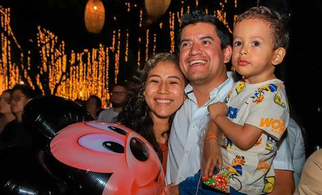 Cali brilla con un espectáculo navideño que enamora a grandes y chicos