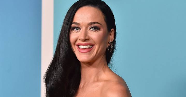 Katy Perry And Justin Trudeau Just Made Their Relationship Instagram Official