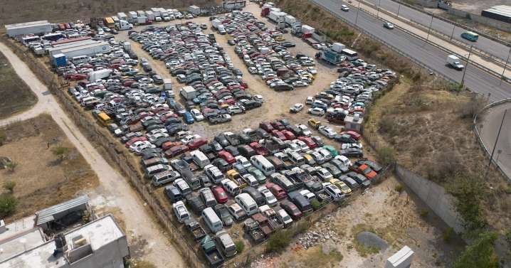 Corralones estatales en Puebla: el plan de Armenta para acabar con la “mafia de grúas”